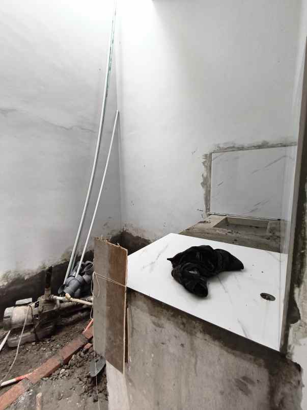 rumah 2 lantai desain etnic bali modern di tapos depok