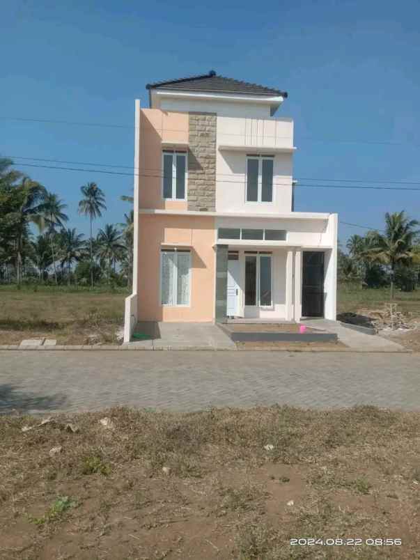 rumah 2 lantai harga terjangkau di malang