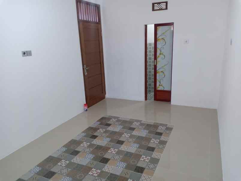 rumah 7 kt bisa untuk kostan di tugu depok