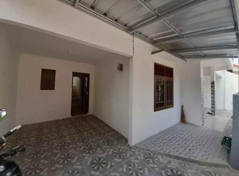 rumah 7 kt bisa untuk kostan di tugu depok