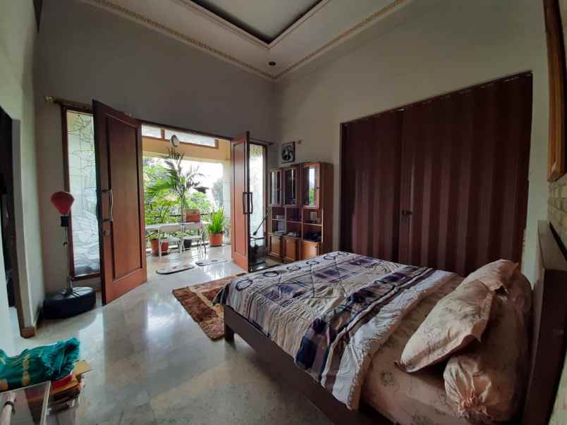 rumah asri di megapolitan cinere limo depok