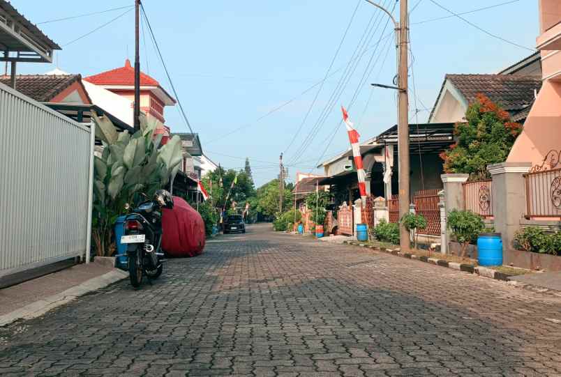 rumah bagus banyumanik semarang
