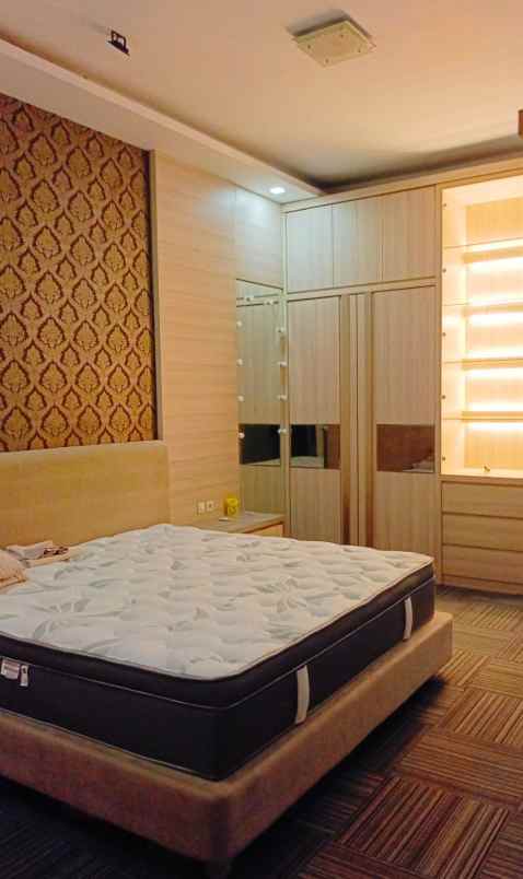 rumah bagus banyumanik semarang