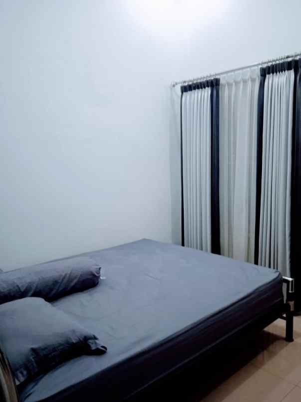 rumah bagus murah plus perabot di beji kota batu