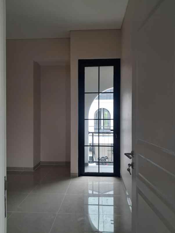 rumah banyumanik cluster mewah strategis semarang atas