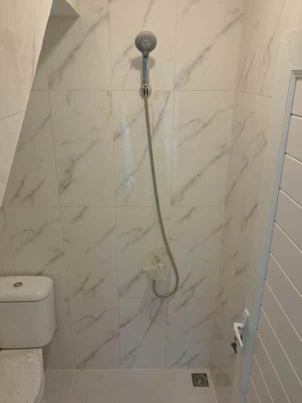 rumah banyumanik cluster mewah strategis semarang atas