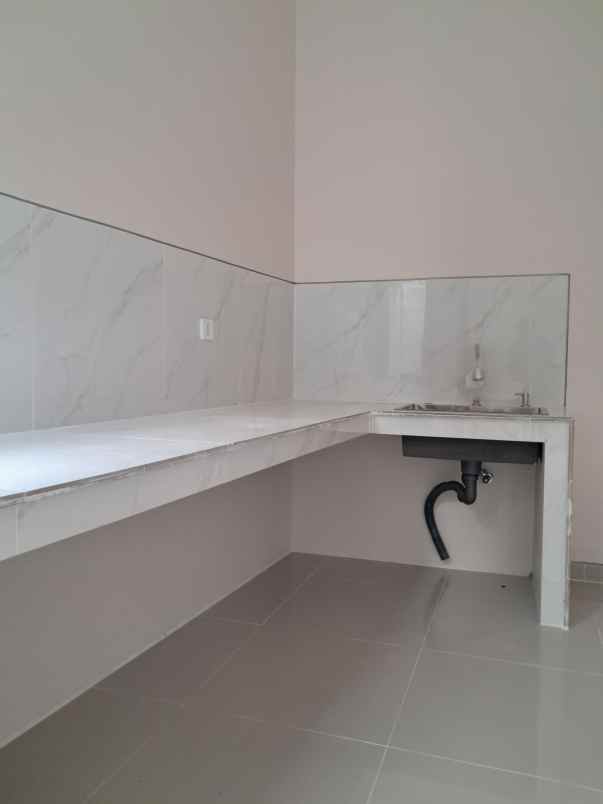 rumah banyumanik cluster mewah strategis semarang atas