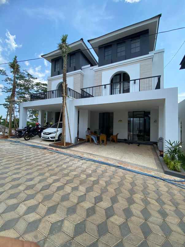 rumah banyumanik cluster mewah strategis semarang atas