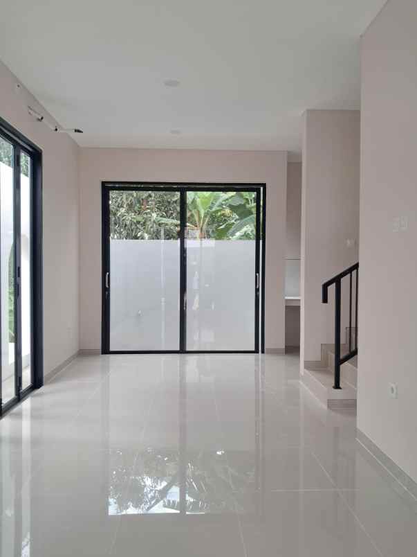 rumah banyumanik cluster mewah strategis semarang atas