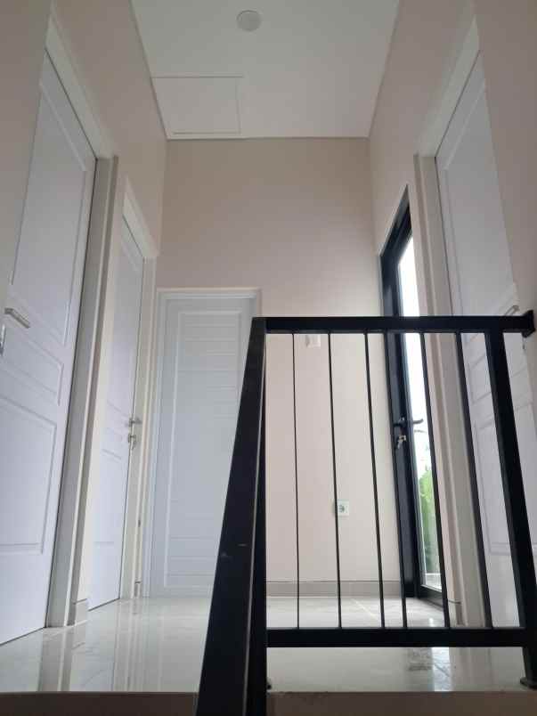 rumah banyumanik cluster mewah strategis semarang atas