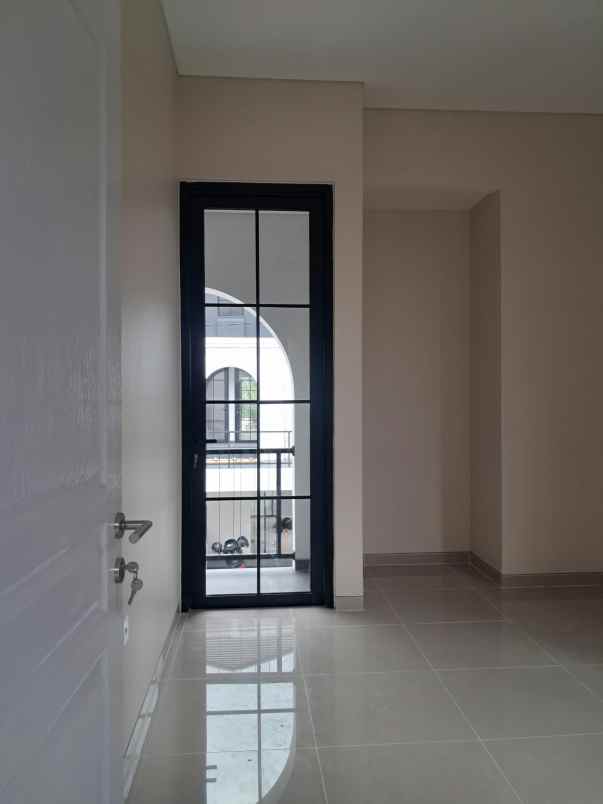 rumah banyumanik cluster mewah strategis semarang atas