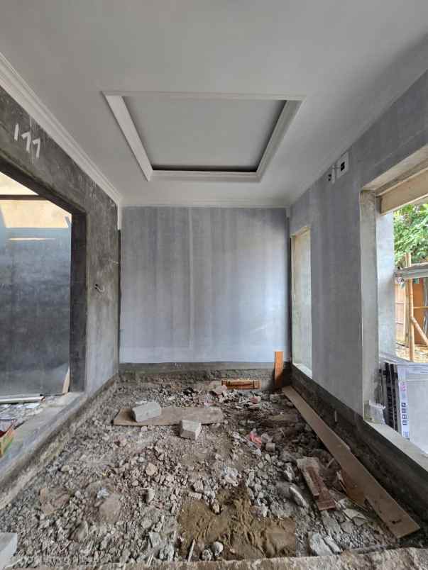 rumah baru desain american classic di billymoon