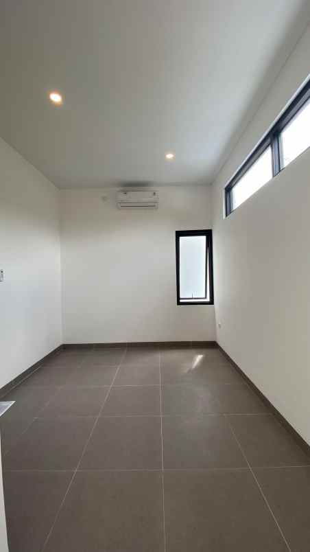 rumah baru design modern di pondok cabe tangsel