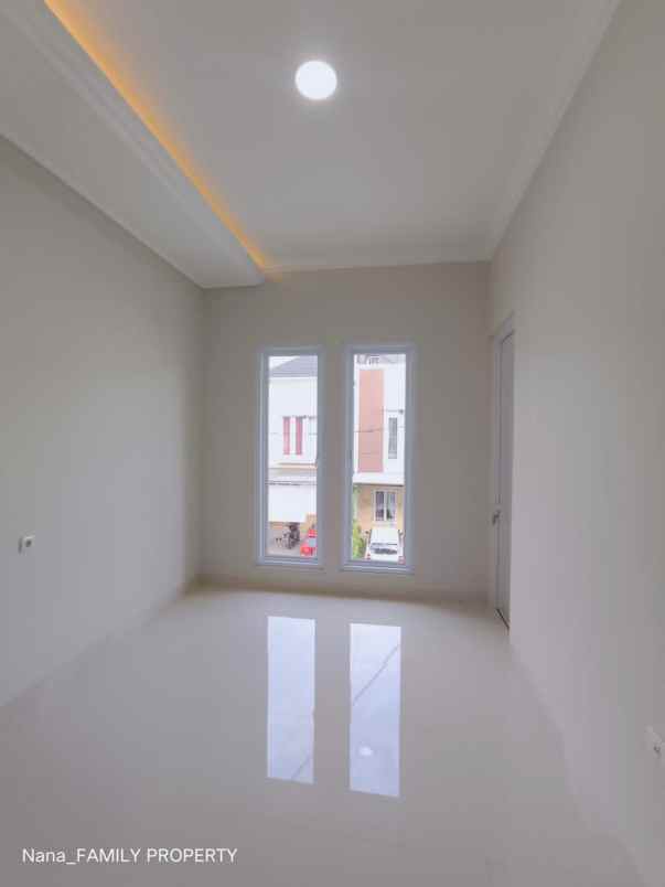 rumah baru disain modern di larangan ciledug