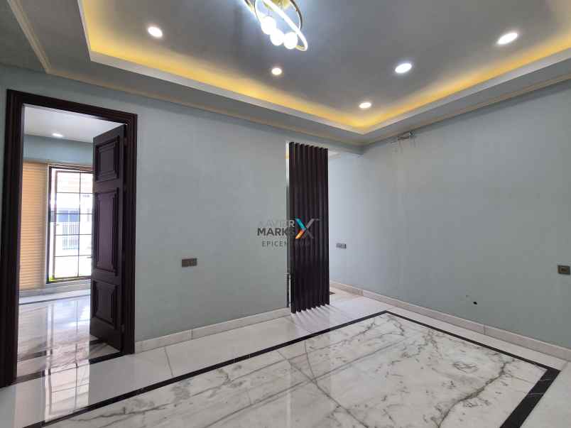 rumah baru full marmer di puri galaxy araya surabaya
