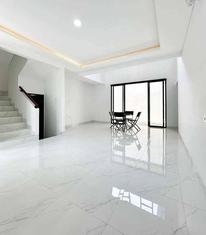 rumah baru selesai renovasi bintaro