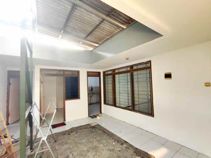 rumah baruk utara xiii 11 dekat superindo merr
