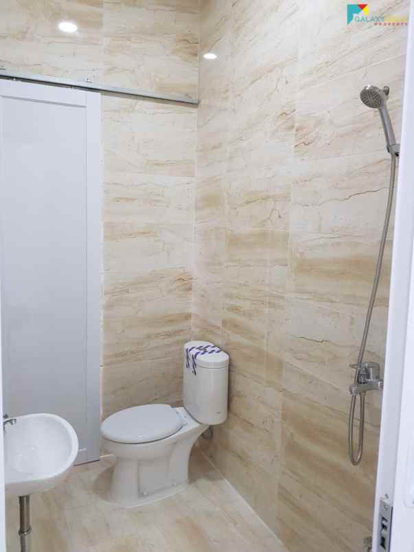 rumah bekasi jatiwarna