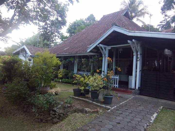 rumah bukit dago selatan