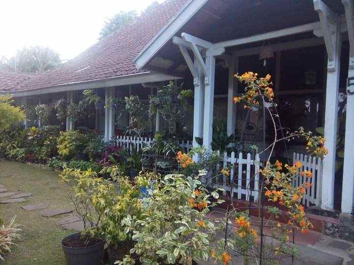 rumah bukit dago selatan