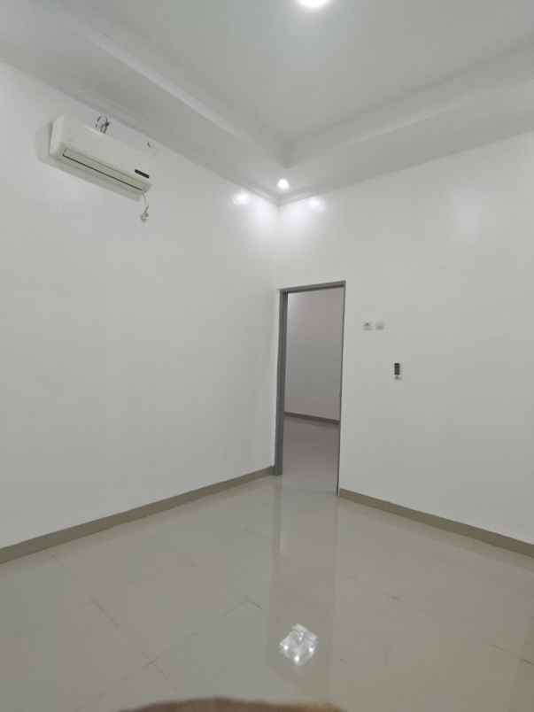 rumah cantik murah di perum graha persada sentosa