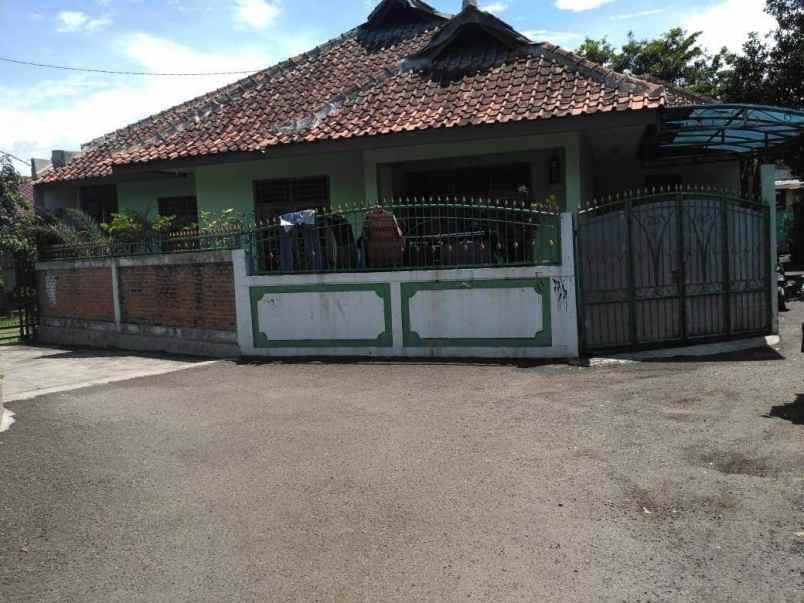 rumah cipayunh ciputat tangsel
