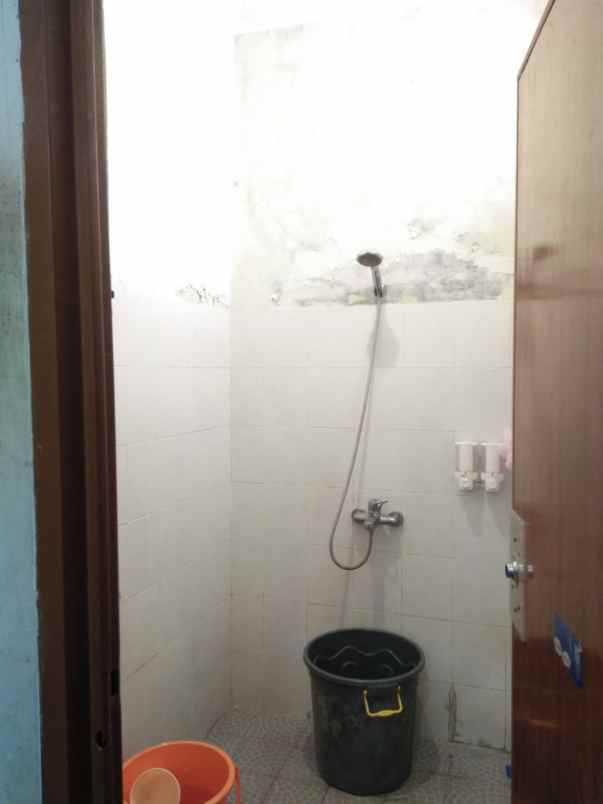 rumah cluster karyawangi 1 lantai lokasi strategis shm