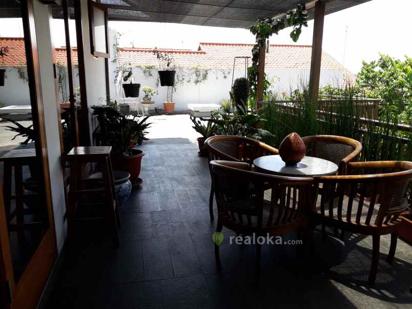 rumah dago