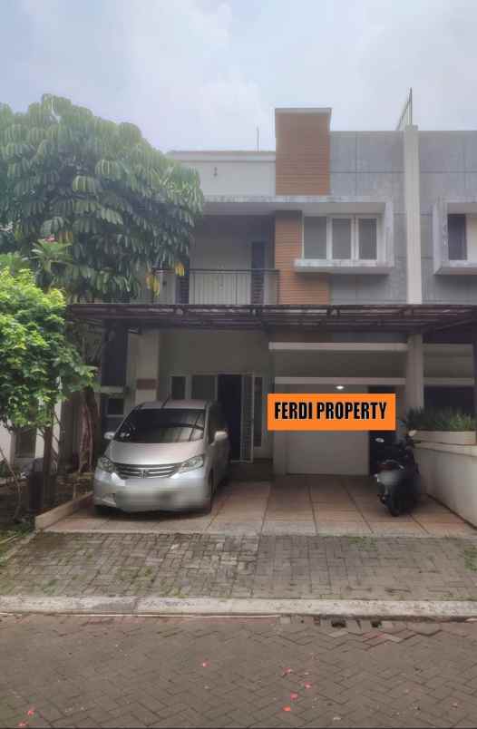 rumah dalam cluster raffles hills cibubur