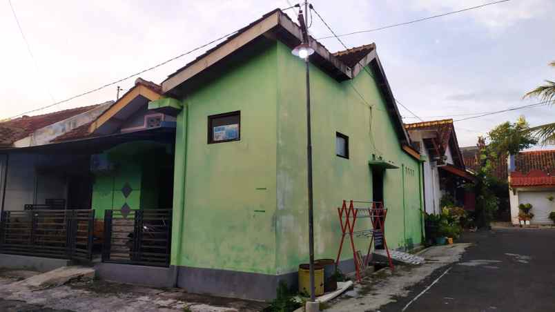 rumah dalam perumahan timur jl kaliurang km 13 sleman