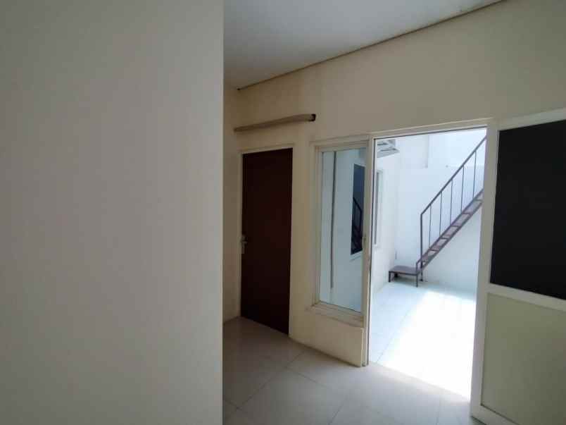 rumah darmo indah timur hadap timur