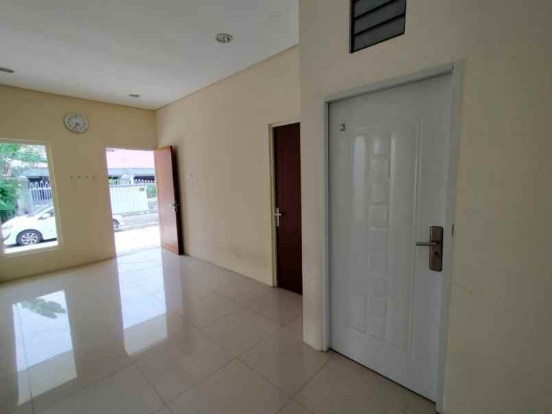 rumah darmo indah timur hadap timur