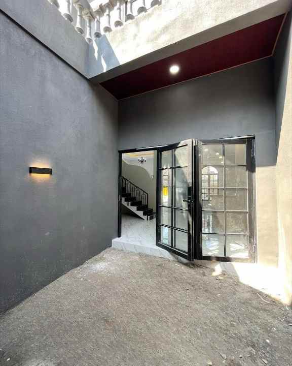 rumah desain klasik eropa terbaru di jogja