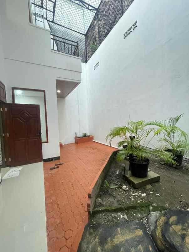 rumah dharmahusada permai dekat galaxy mall baru renov