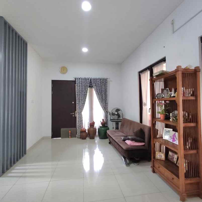rumah di cluster asera one south kota harapan indah