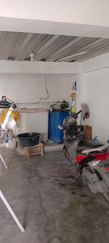 rumah dijual dekat dengan rumah sakit siloam santosa