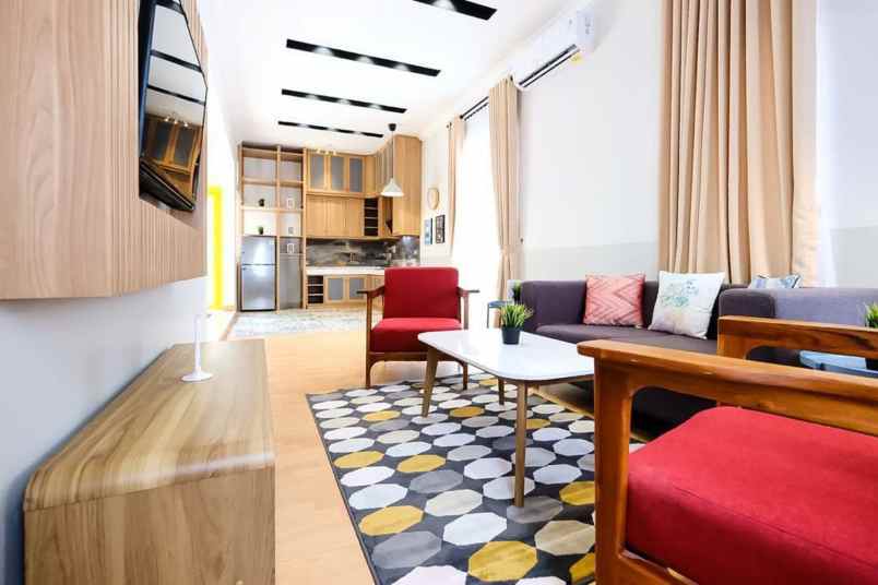 rumah disewakan di pejaten barat