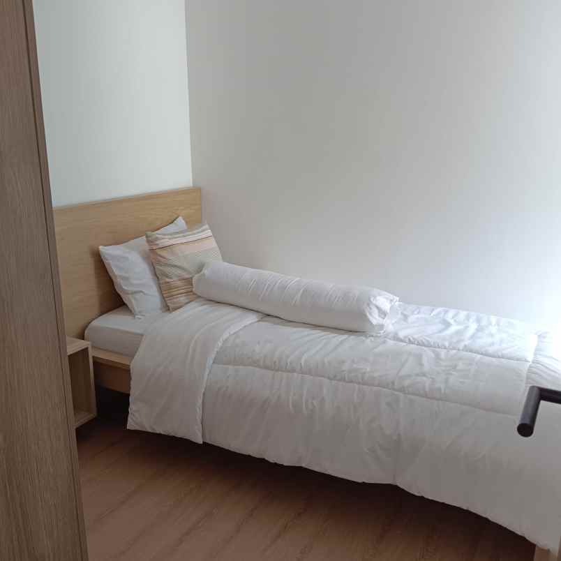 rumah exclusive modern dp 0 serpong bsd