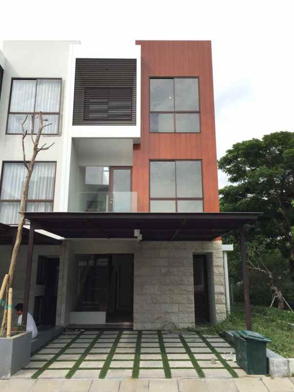 rumah graha natura surabaya barat one gate minimalis