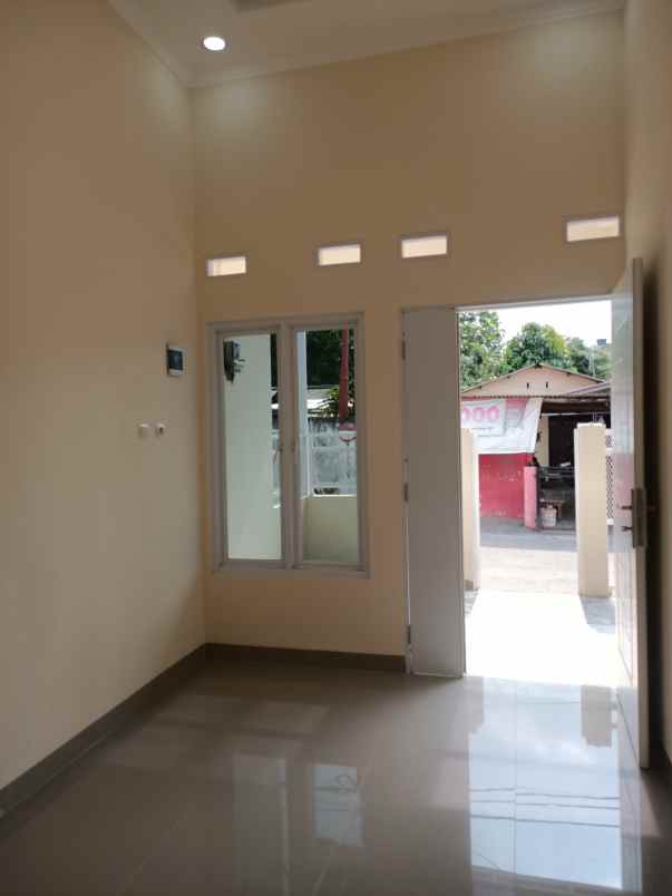 rumah hook harga murah di taman seroja bekasi