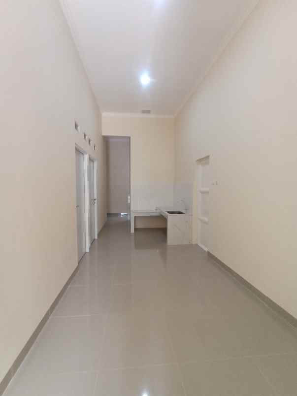 rumah hook harga murah di taman seroja bekasi