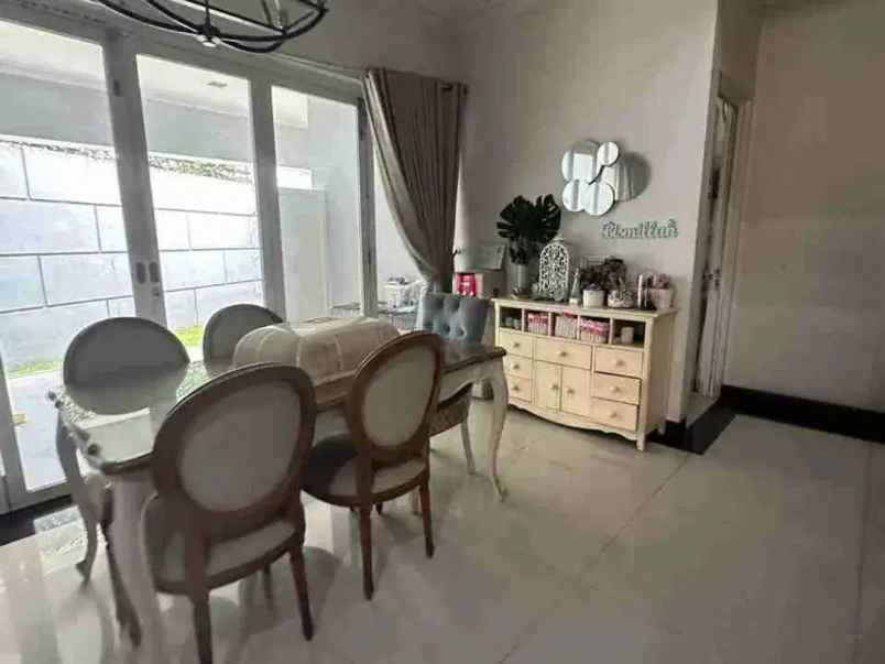 rumah hook mewah dalam cluster billymoon pondok kelapa