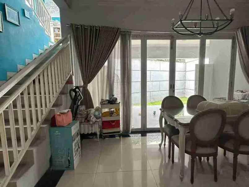 rumah hook mewah dalam cluster billymoon pondok kelapa