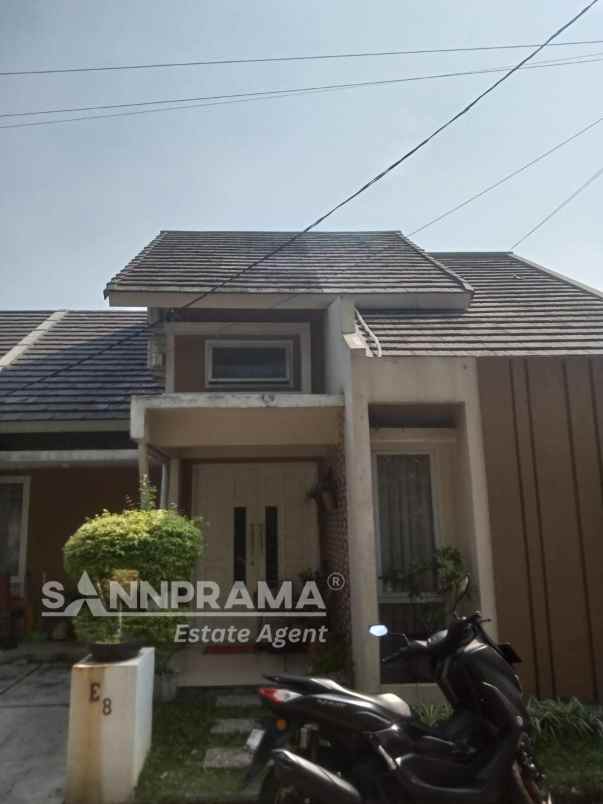 rumah hook tanah luas dalam cluster di bojongsari ash