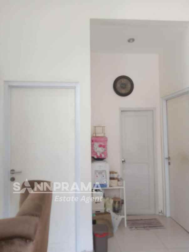 rumah hook tanah luas dalam cluster di bojongsari ash