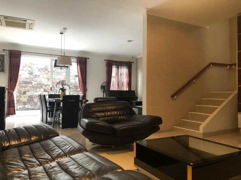 rumah jl alternatif cibubur raya