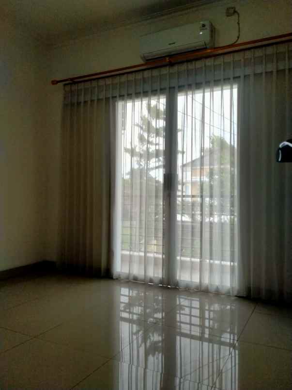 rumah jl alternatif cibubur raya