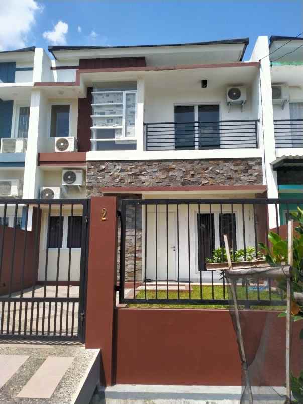 rumah jl alternatif cibubur raya