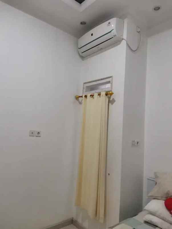 rumah jl setia raya jatiwaringin