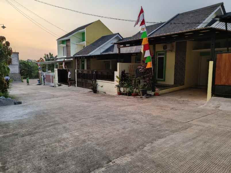 rumah jl teluk langsa